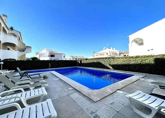 Classic 1 With Pool By Homing Quarteira