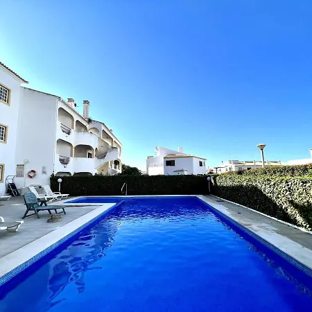 Classic 1 With Pool By Homing * Quarteira